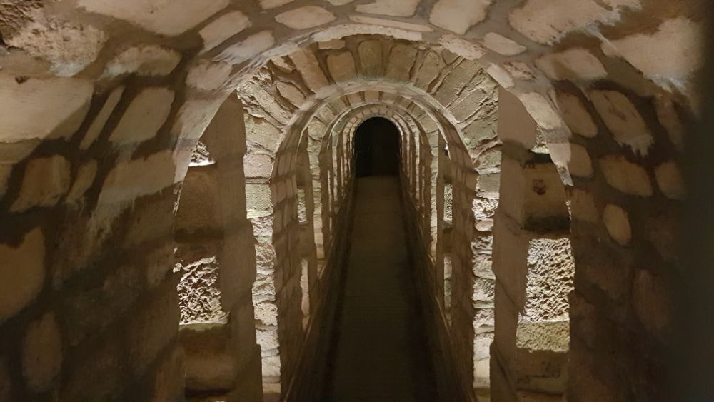 catacombs, Paris, travel